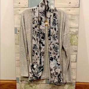 Casa Lee skull and roses sweater in Medium wto